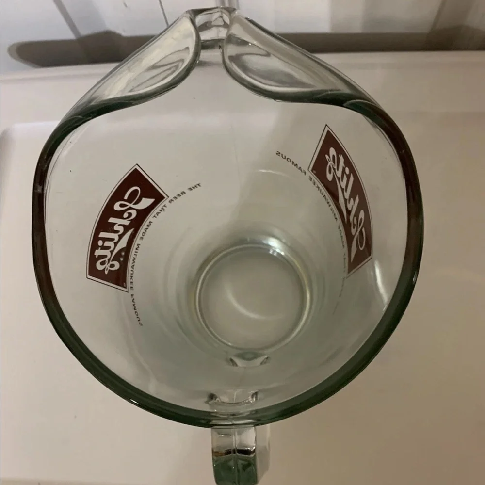 Vtg Schlitz Glass Beer Pitcher‎ - Clear the beer that made Milwaukee famous